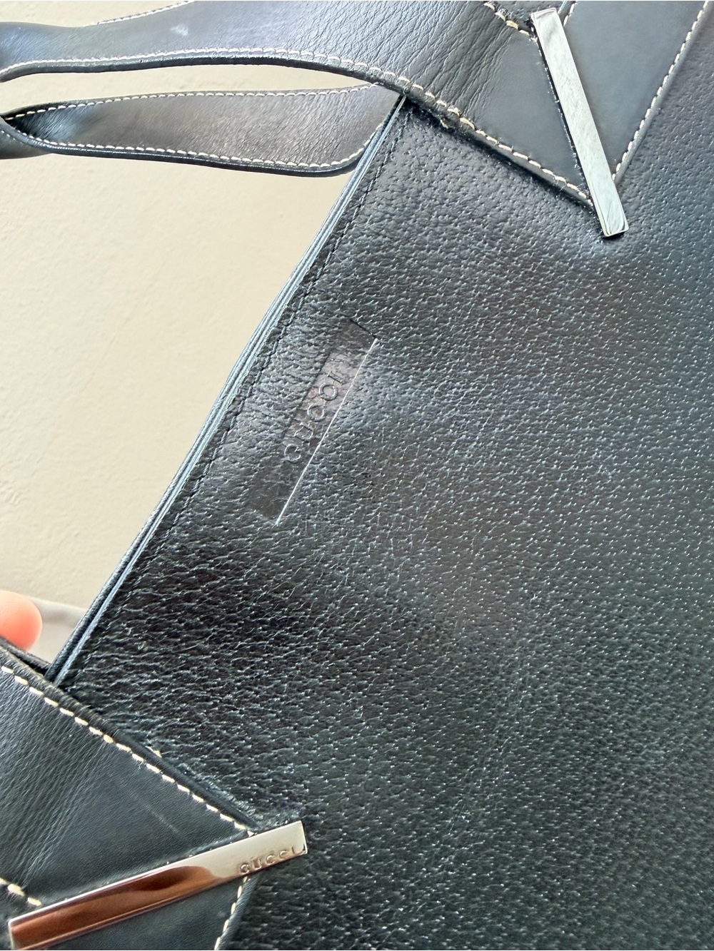 GUCCI Vintage Leather Tote Bag - Picture 4 of 11